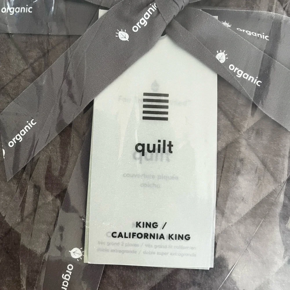 NWT West Elm Lush Velvet Mini Bias Boxstitch Quilt, Mocha, Size King